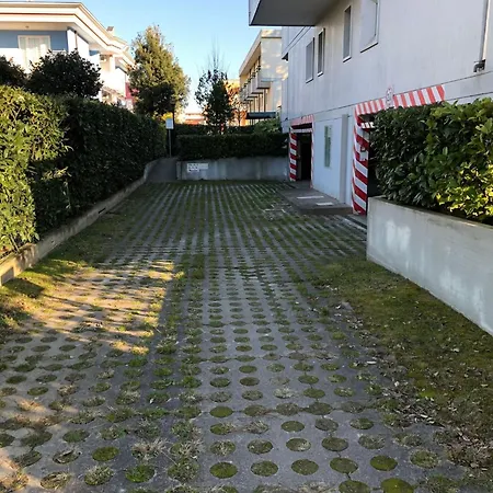 Apartman Flat With Terrace Close To *