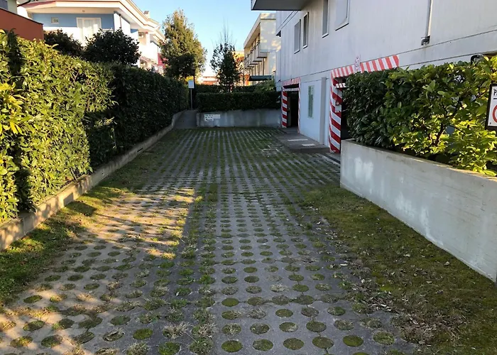 Apartman Flat With Terrace Close To *